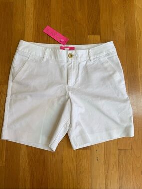 Lilly Pulitzer White Cotton Shorts with Gold Button